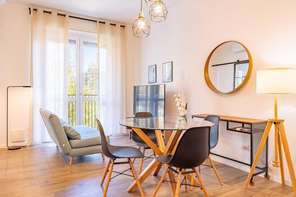 Appartement Guest Planet - Stylish Flat Bisceglie M1 à Milan Extérieur photo